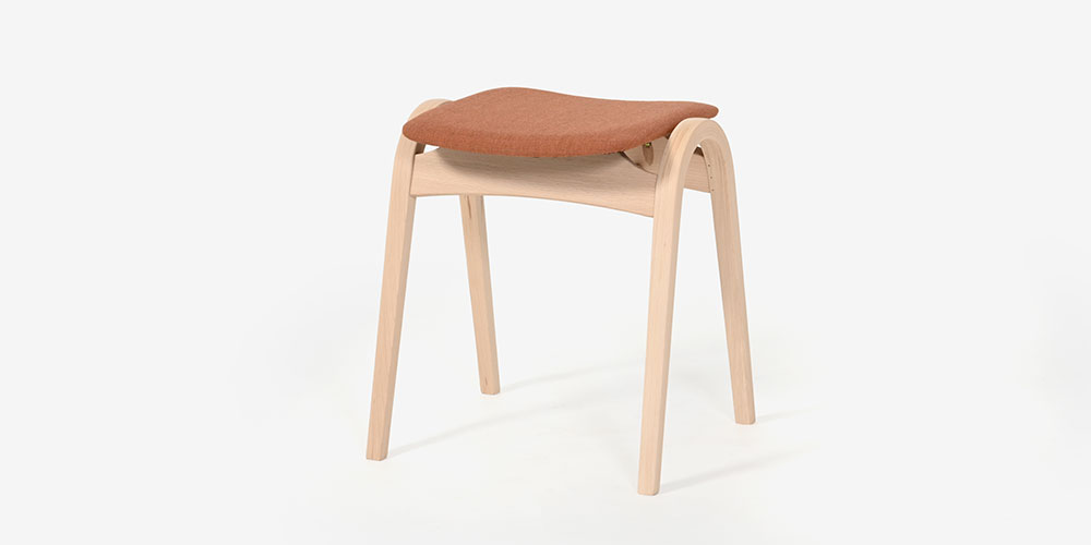 秋田木工 スツール「No.202」ブナ材白木塗装 張地 布#リミックス0452