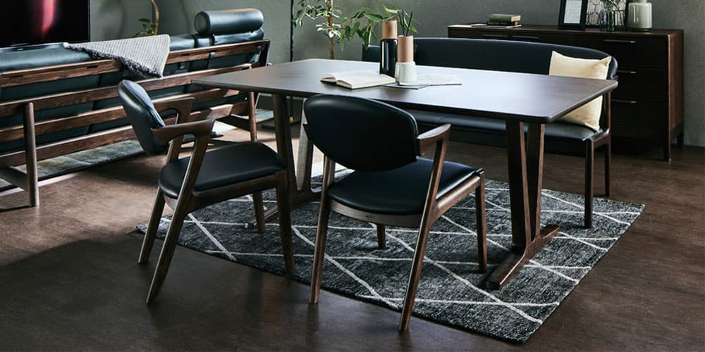 浜本工芸 ダイニングチェア（肘付き）「DA-8208」オーク材カフェ色