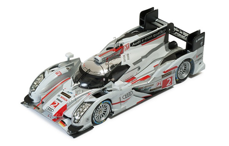 Audi R18 E-Tron Quattro T.Kristensen - A.McNish - L.Duval 24H Le