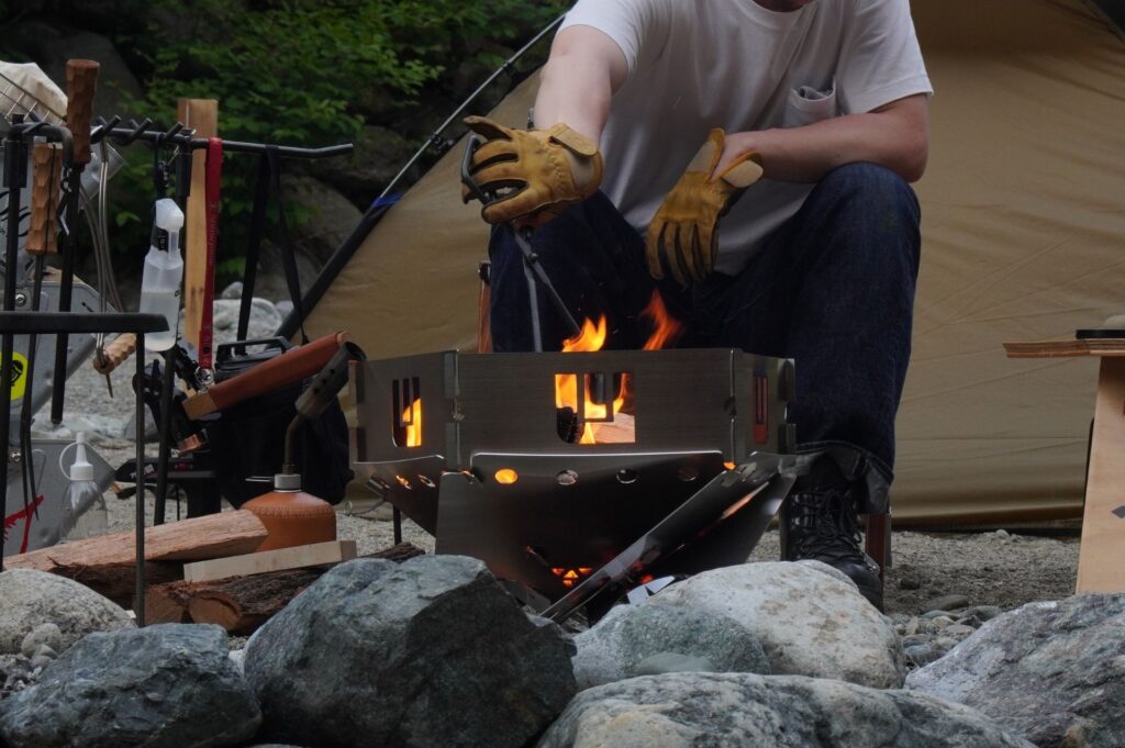 takibi_no_asi】 スタイリッシュな焚火台 by asimocrafts｜JEFFREY's