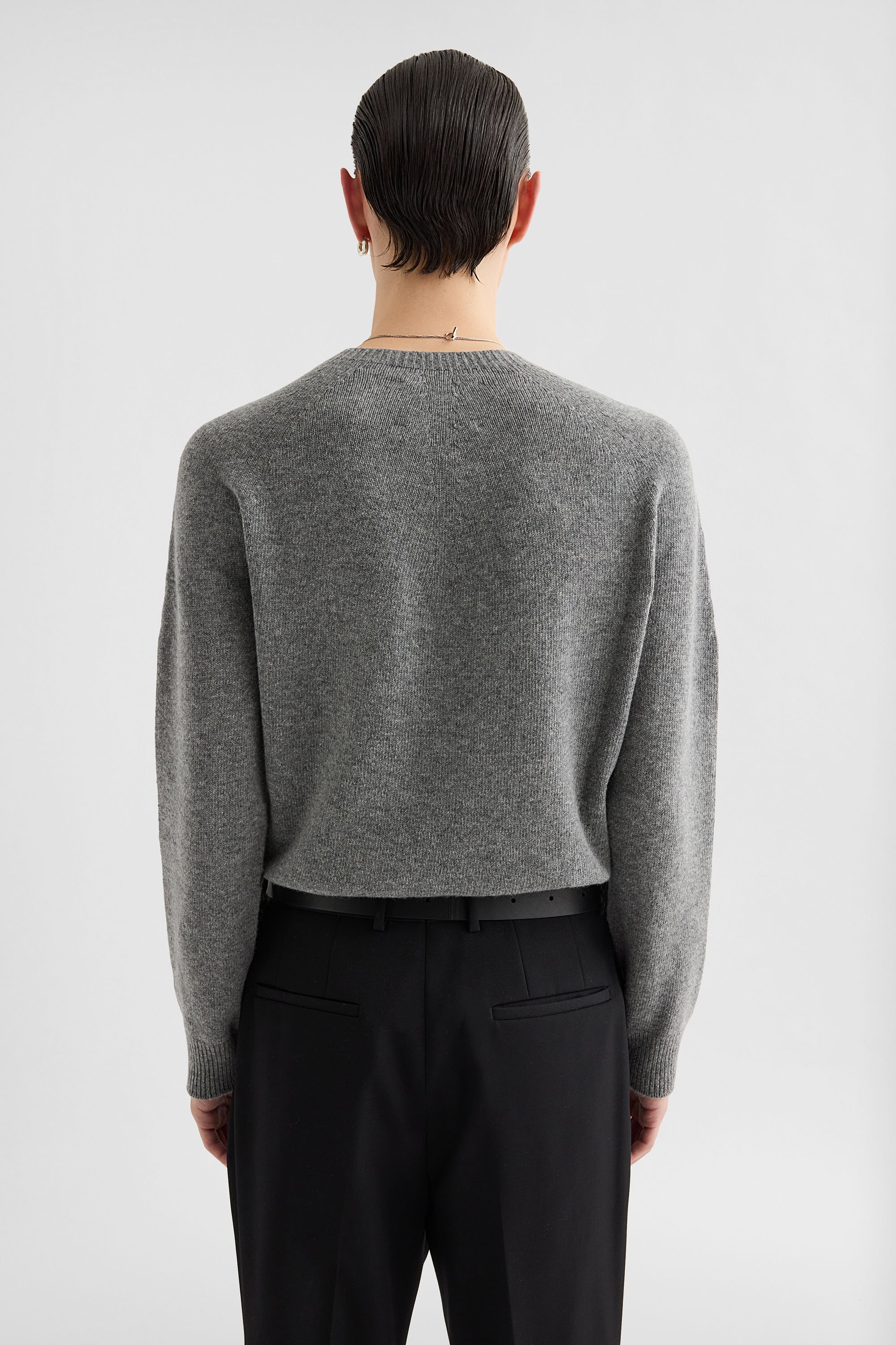 カシミヤ ブレンド クルーネックセーター メンズ | Jil Sander 公式