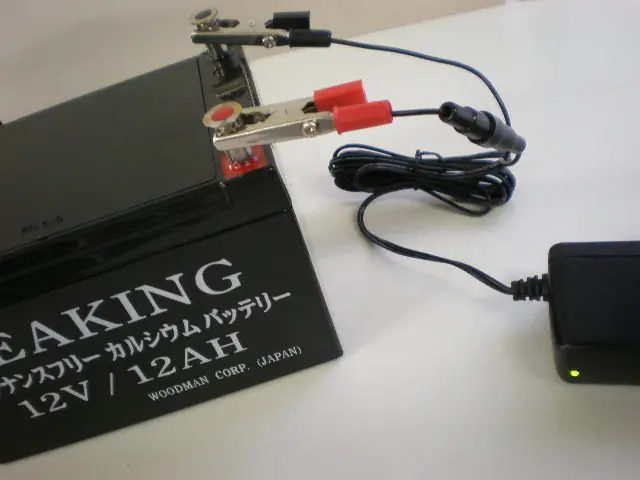 シーキングバッテリー 12V12Ah充電器付！ - 8,100円 : 海釣り、船釣り