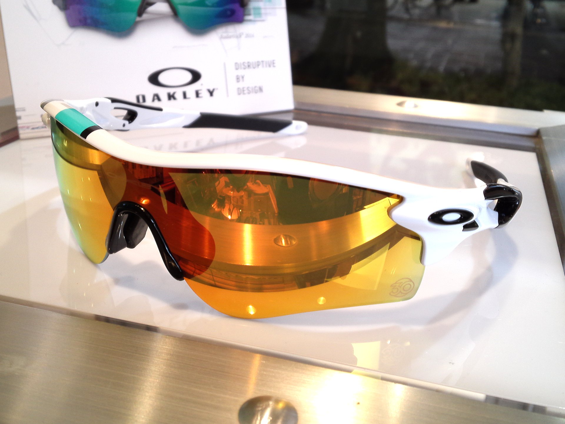 OAKLEY Sports Heritage Collection（オークリー スポーツヘリテージ