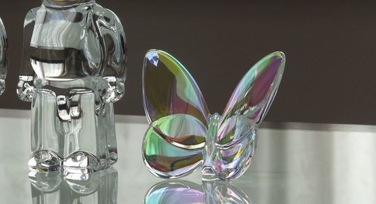 バカラ ラッキーバタフライ 蝶 グレー バカラ ラッキーバタフライ 蝶