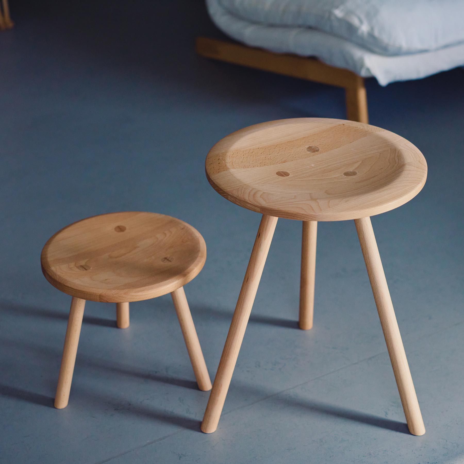 3legs stool（3本脚スツール）｜家具｜オルネ ド フォイユ公式