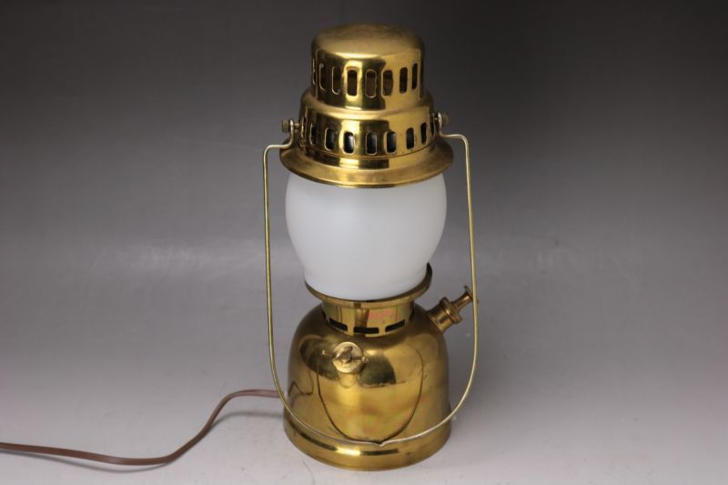オプティマス930 照明 kerosene lantern Sweden - 北欧キャンプ