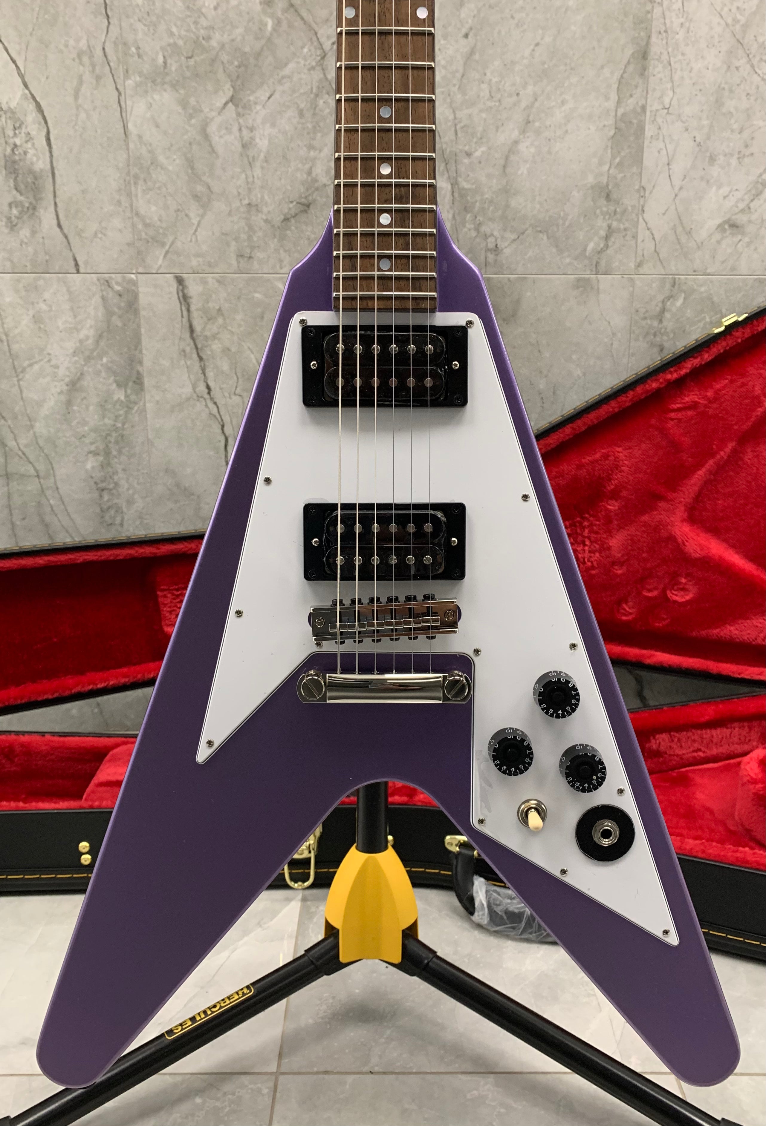 Epiphone Kirk Hammett 1979 Flying V Purple w/ Hard Shell Case