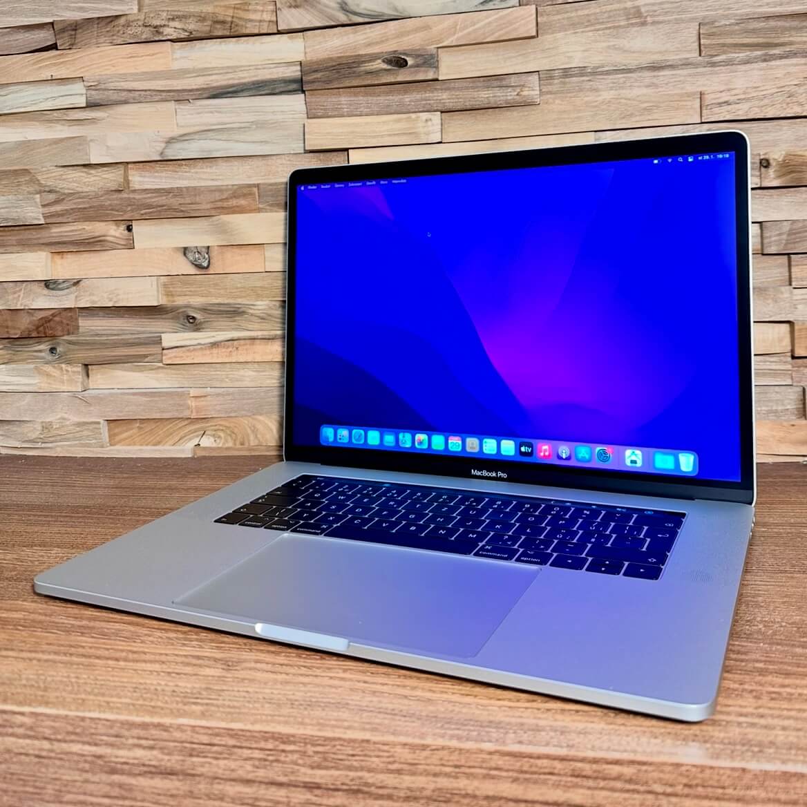 Macbook Pro メモリ 16GB SSD 512GB Apple MacBook Pro 元箱 メモリ