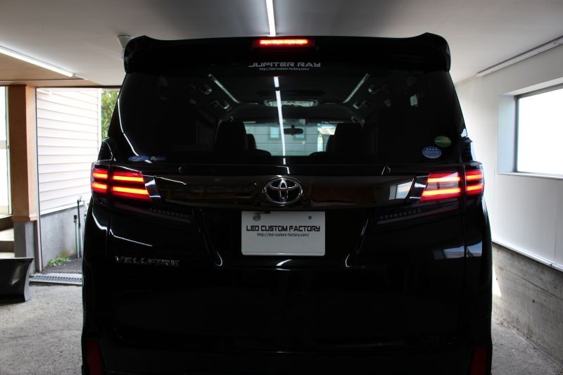 30 ヴェルファイア 前期 純正加工 テールランプ LED Custom Factory