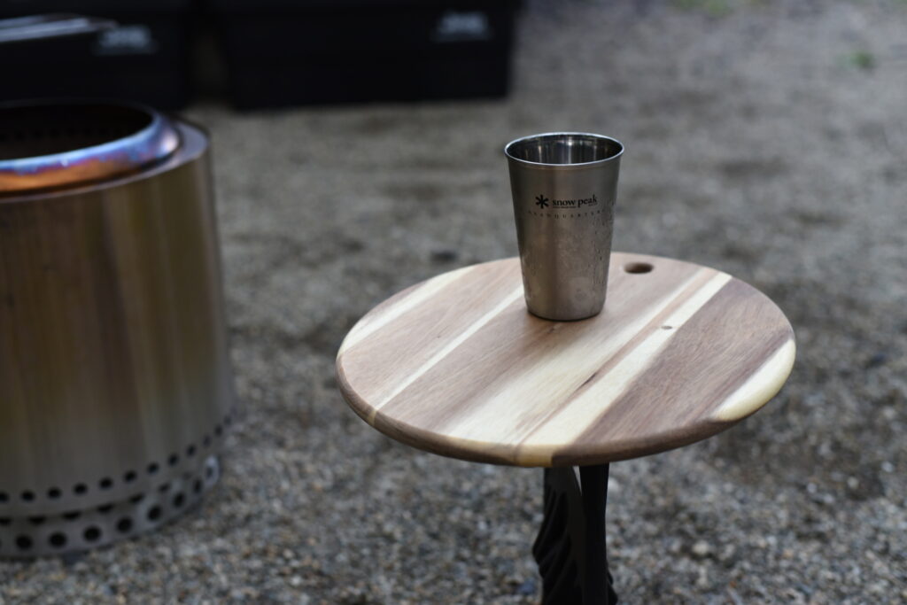 カスタム】薪割り後はサイドテーブルに！｜キンドリングクラッカー
