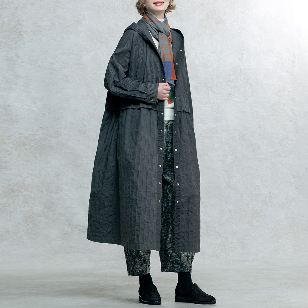 ヤッコマリカルド フード付きロングコート | ライトアップオンラインストア