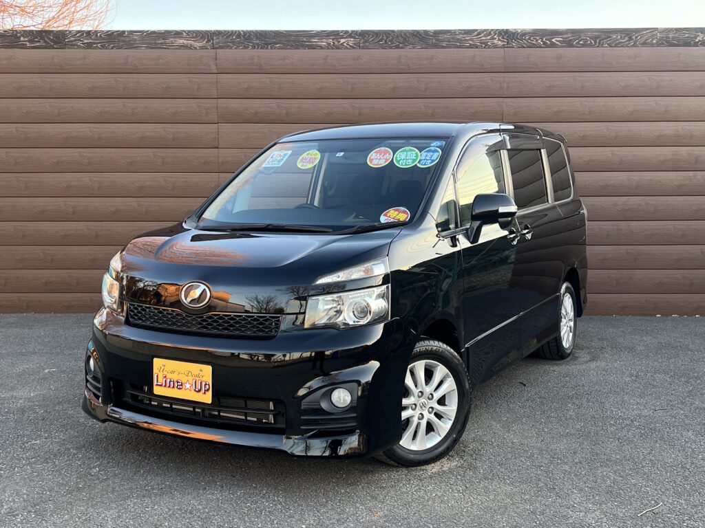 ヴォクシー（70型）の前期・後期の違いは？変更点をわかりやすく解説