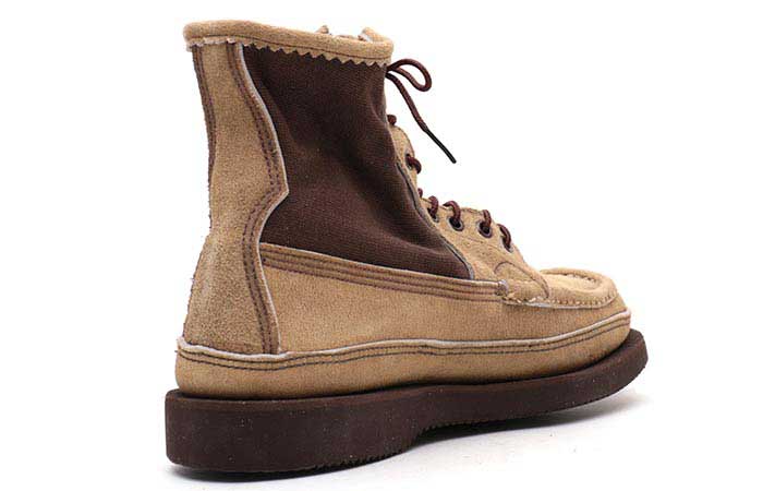 サファリ タン ララミー スウェード（SAFARI TAN LARAMIE SUEDE）の