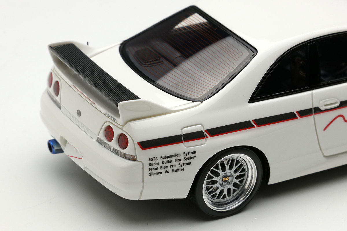 Make Up Co., Ltd. / Mine's Skyline GT-R (BCNR33)