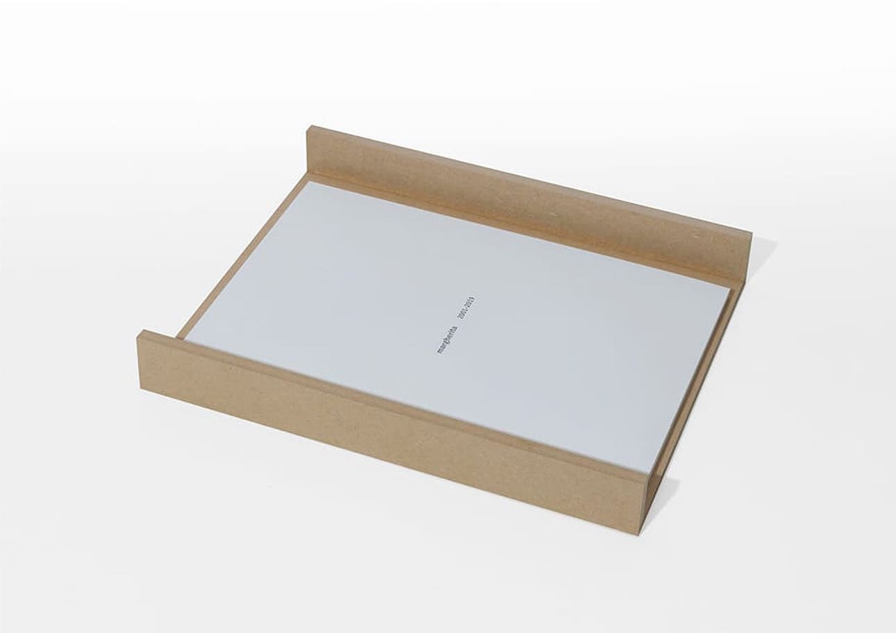 トレー 3段（奥行250mm専用） | Shelf 壁一面の本棚 | margherita