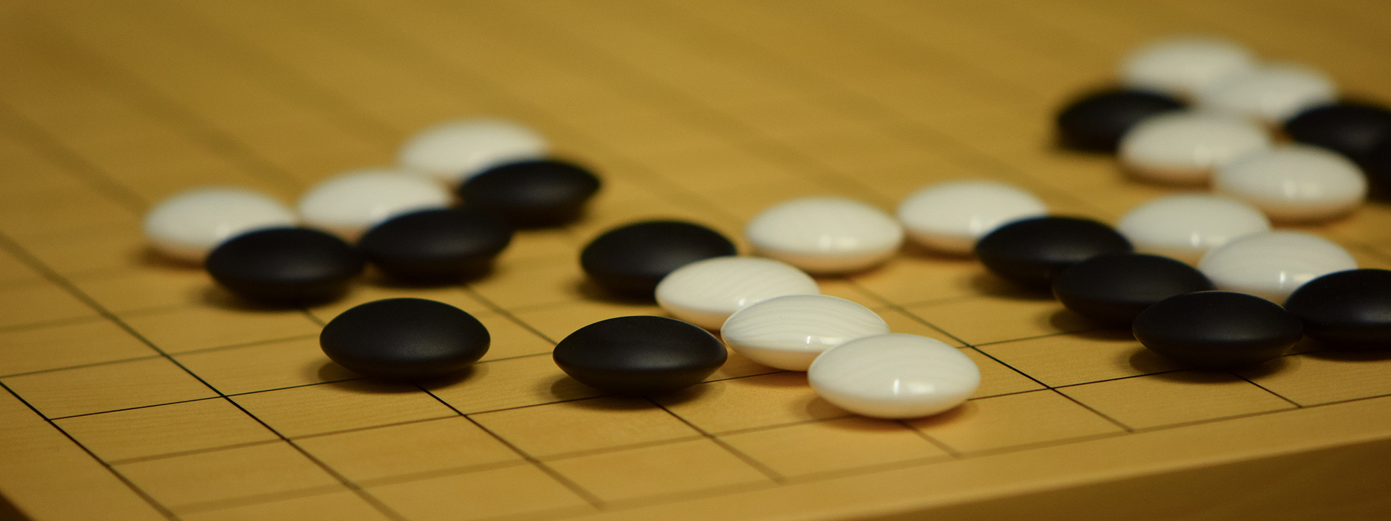 黒木碁石店 本蛤碁石 厳選華印 30号 | 前川榧碁盤店