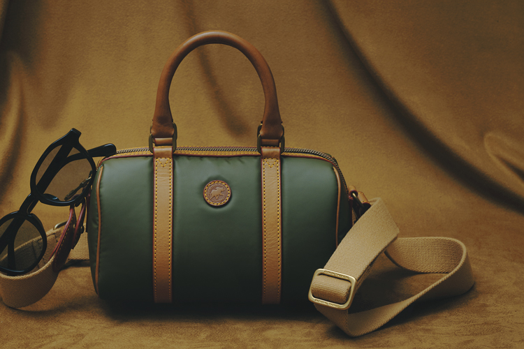 あの定番ボストンが手のひらサイズに！ハンティングワールドの