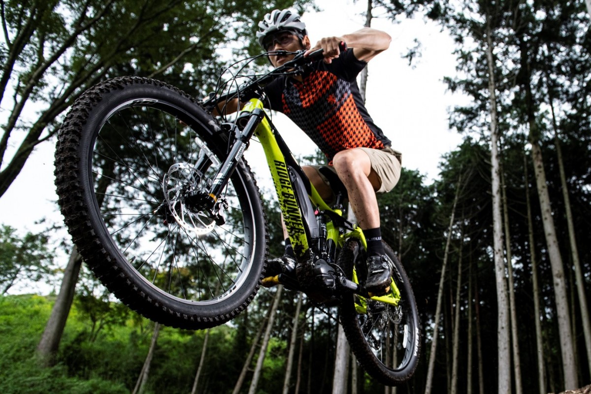 MIYATAのフルサスE-BIKE！「RIDGE-RUNNER 8080」 | FEEL E-BIKE