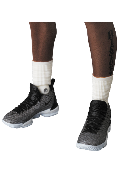 MEDICOM TOY - MAFEX LeBron James（Los Angeles Lakers）