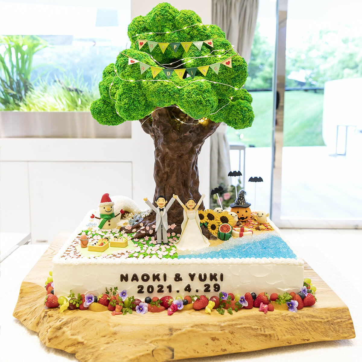 お二人らしさを形にしたオリジナルウエディングケーキ｜MiaVia