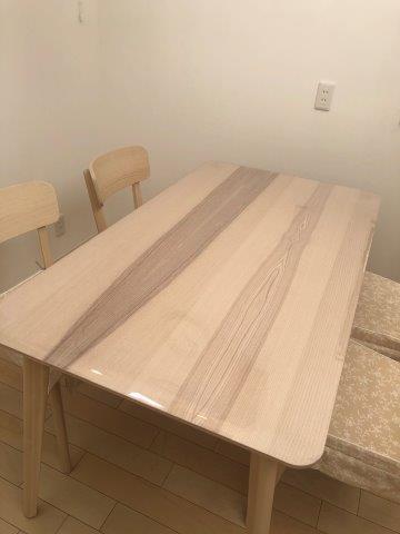 IKEAのLISABOテーブルにマットを敷いてみた9家庭の感想と写真 | 透明