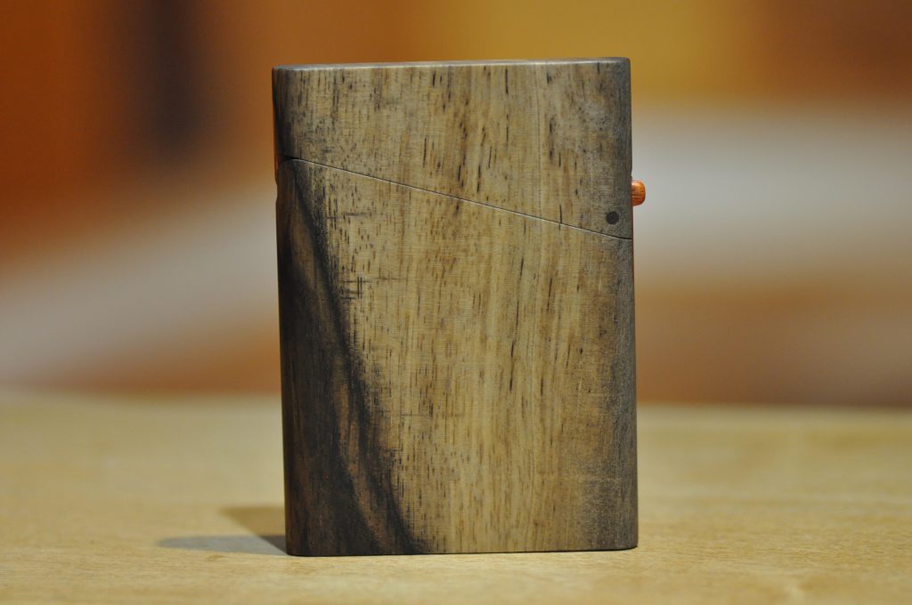 黒柿（パーシモン）の名刺入れ – 無垢フローリング木魂の日記