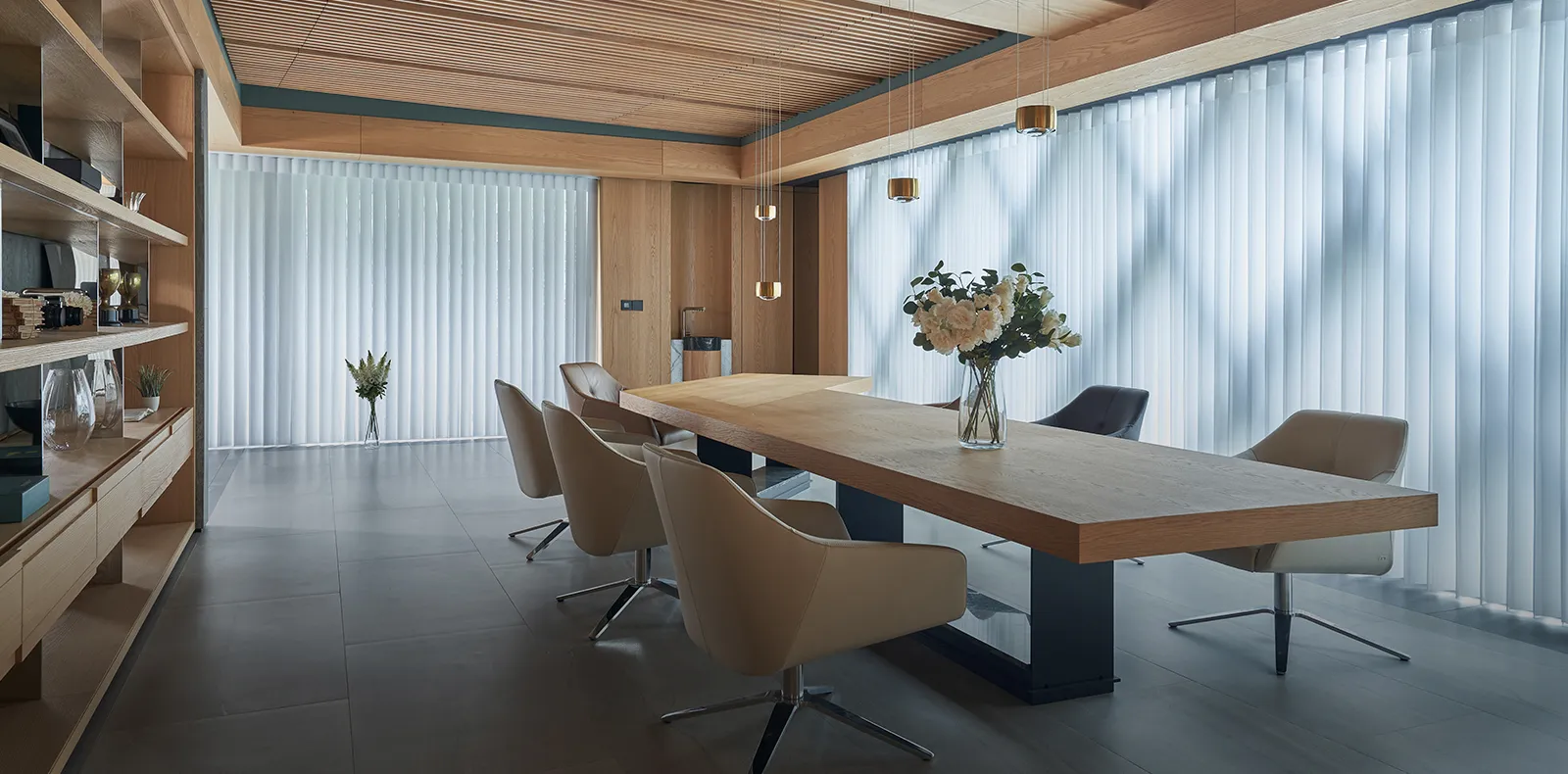 スマートドレープシェード | 進化したバーチカルブラインド