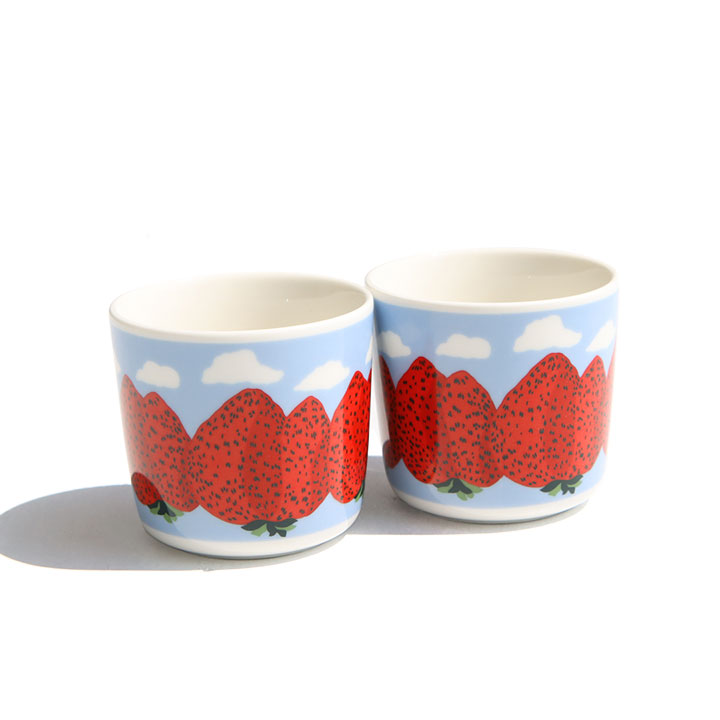 暮らしを明るく彩ってくれるマリメッコのイチゴ柄食器｜NEWS<ニューズ
