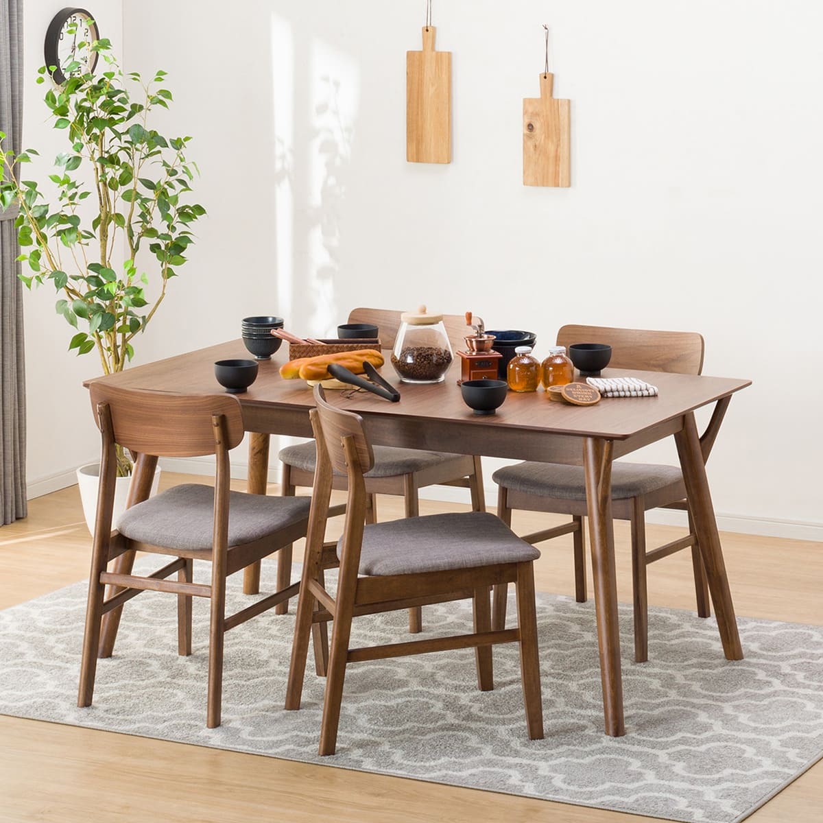 伸長式ダイニングテーブル(フィルン OC2 150 MBR) | ニトリネット