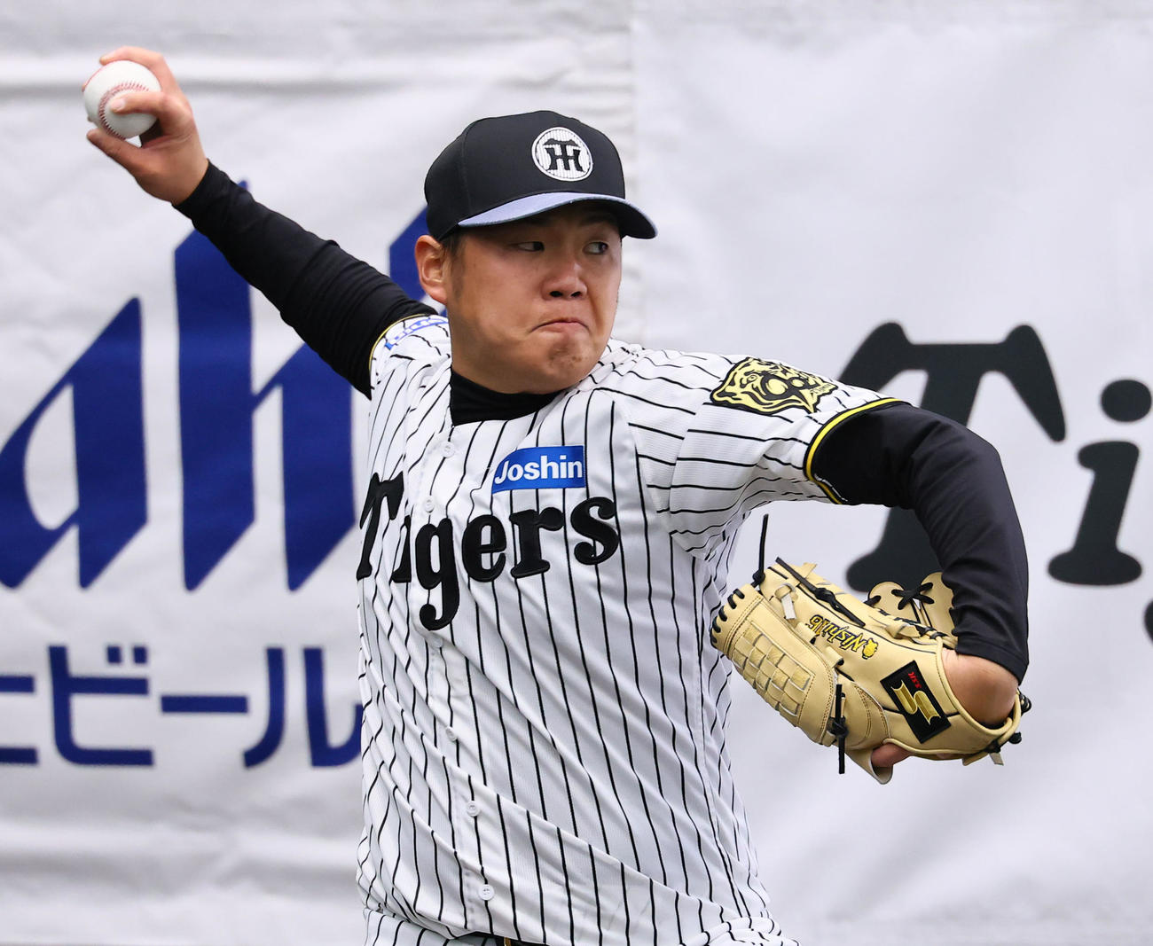 西勇輝モデル野球グローブ ネイビー/レッド 西勇輝モデル野球グローブ