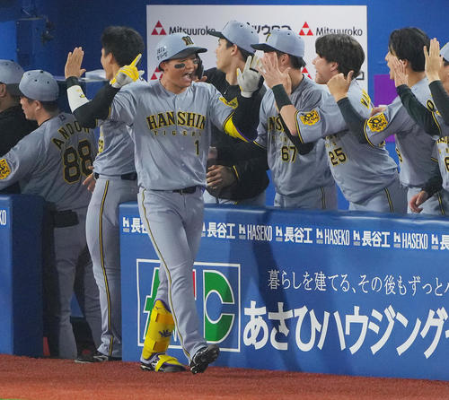 データ】阪神、ビジター8連勝は23年5月以来 球団最長は68年の14連勝