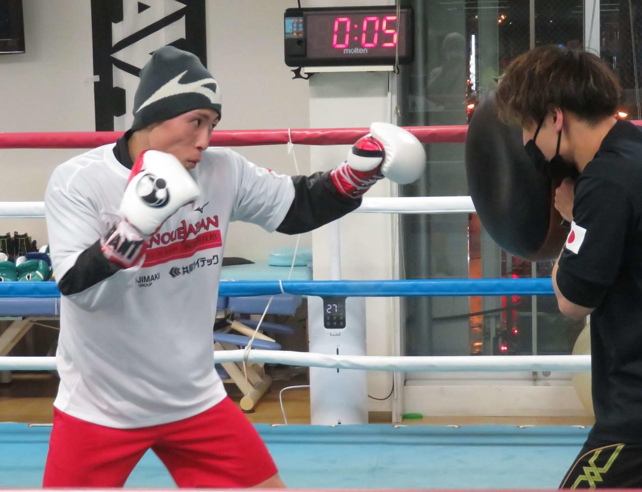 井上尚弥「使いやすさはある」名王者ら愛用グローブでフルパワー防衛だ