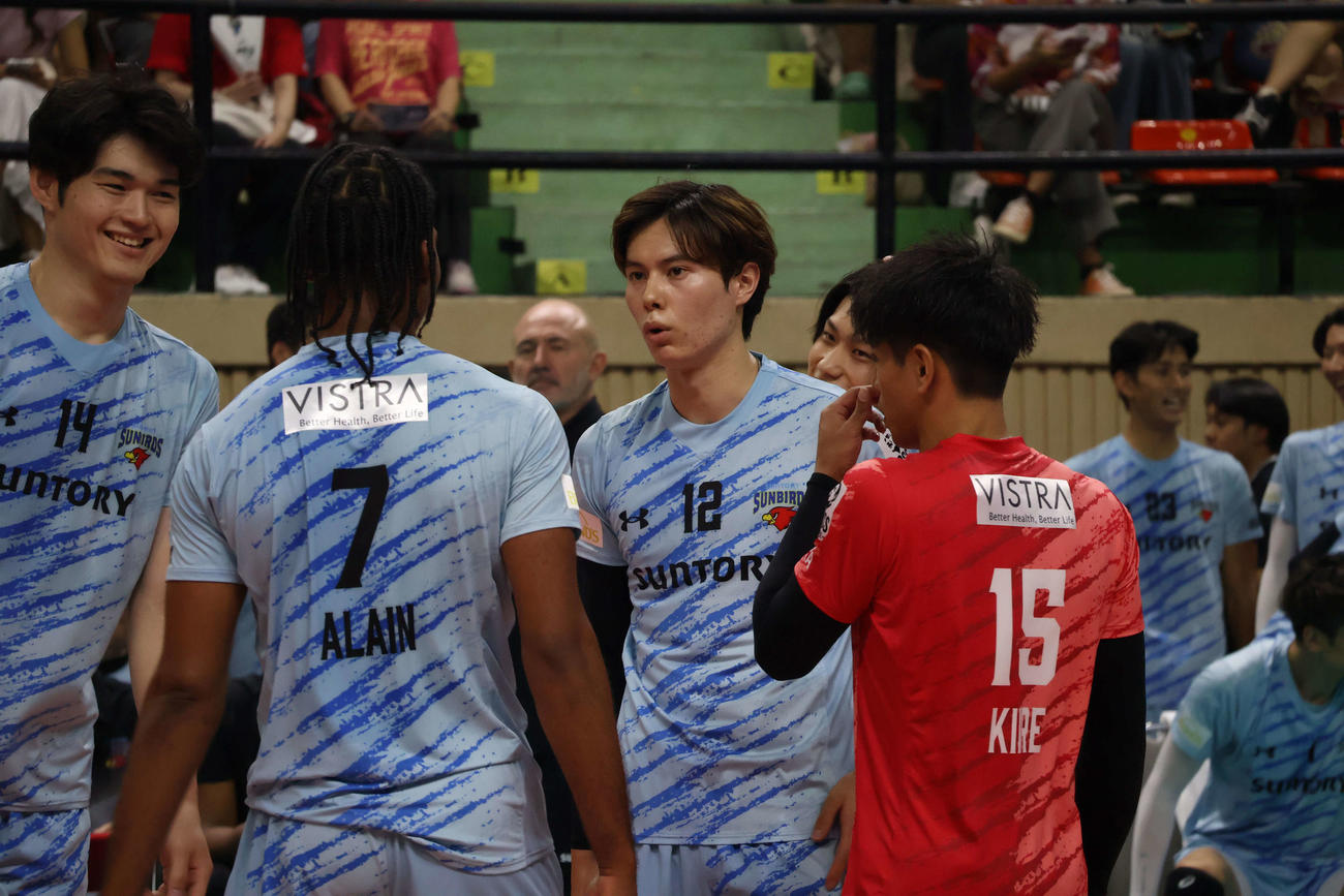 バレー】高橋藍のサントリーと西田有志の大阪ブルテオンがタイのクラブ