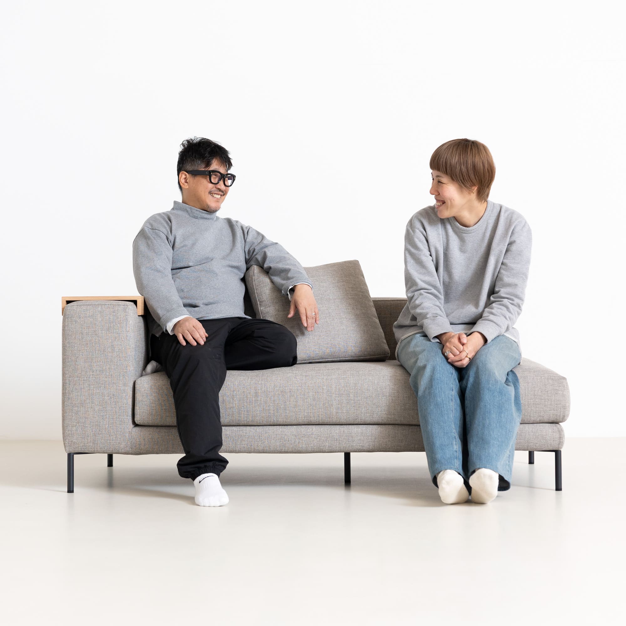 Decibel Standard ミドル3人掛け片ひじ」 製品詳細ページ | 国産ソファ