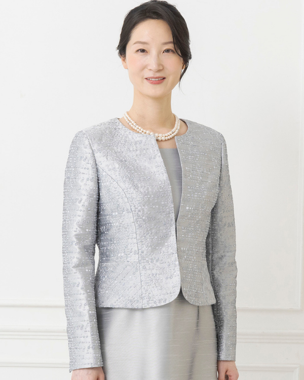 シルバー】シャンブレーシャンタン 刺繍 ノーカラージャケット ｜東京