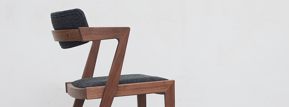 MEG (メグ) チェア コンパクトボディで包み込む優しさ | 無垢テーブル