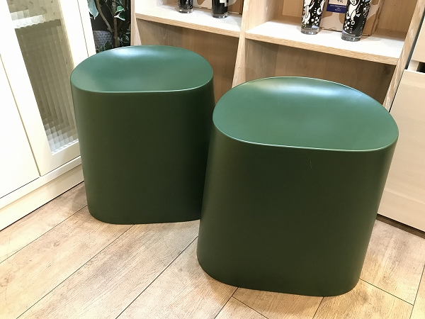 無印良品 ポリプロピレンスタッキングスツール・グリーン 2脚 買取しま
