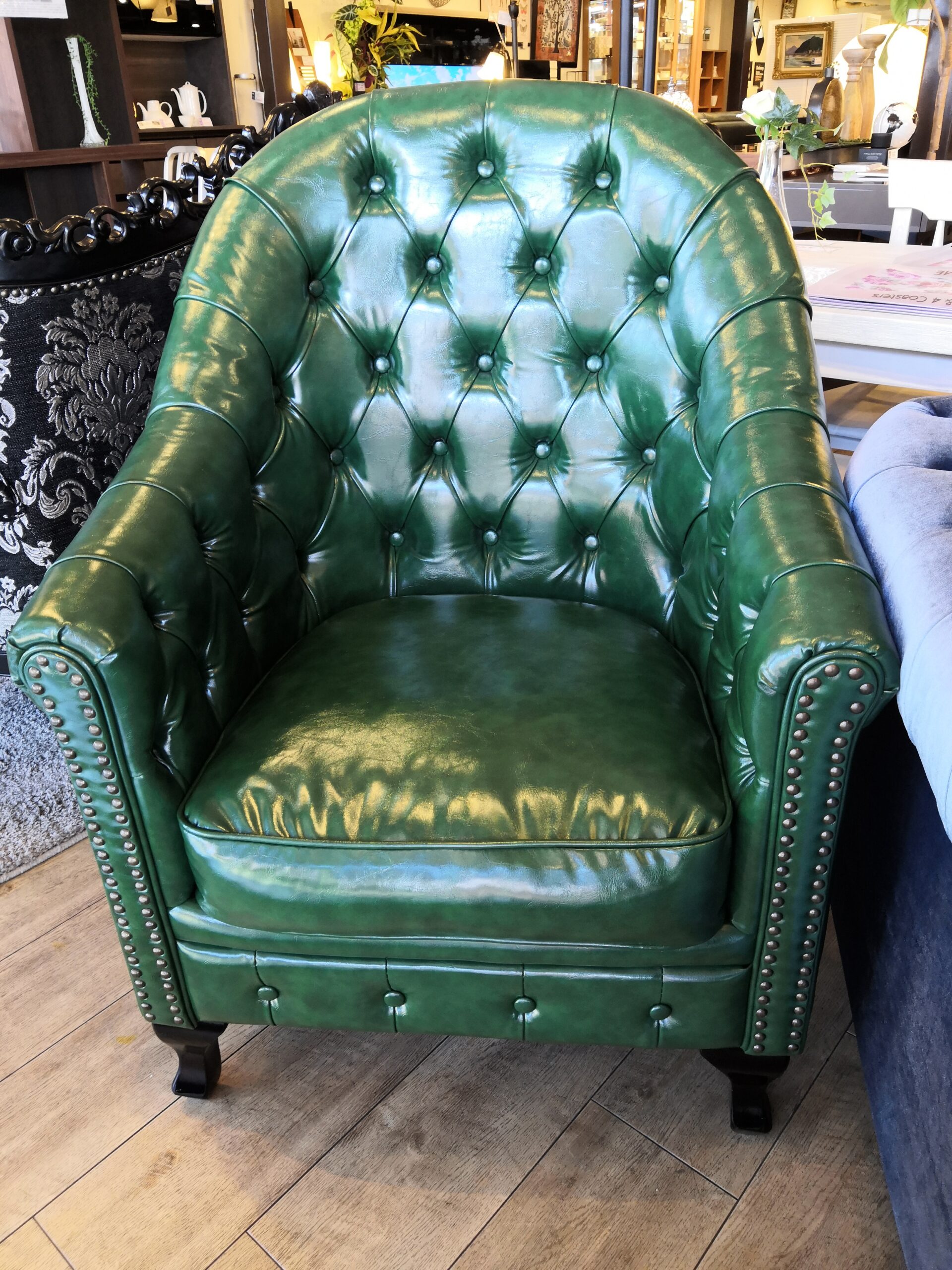 中古品 】リビング家具 チェスターフィールド Vincent ヴィンセント