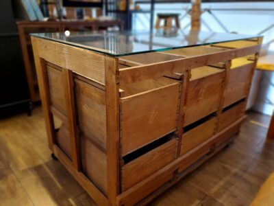 ☆ヴィンテージ ショーケース ガラス天板 引き出し レトロ 古民家風