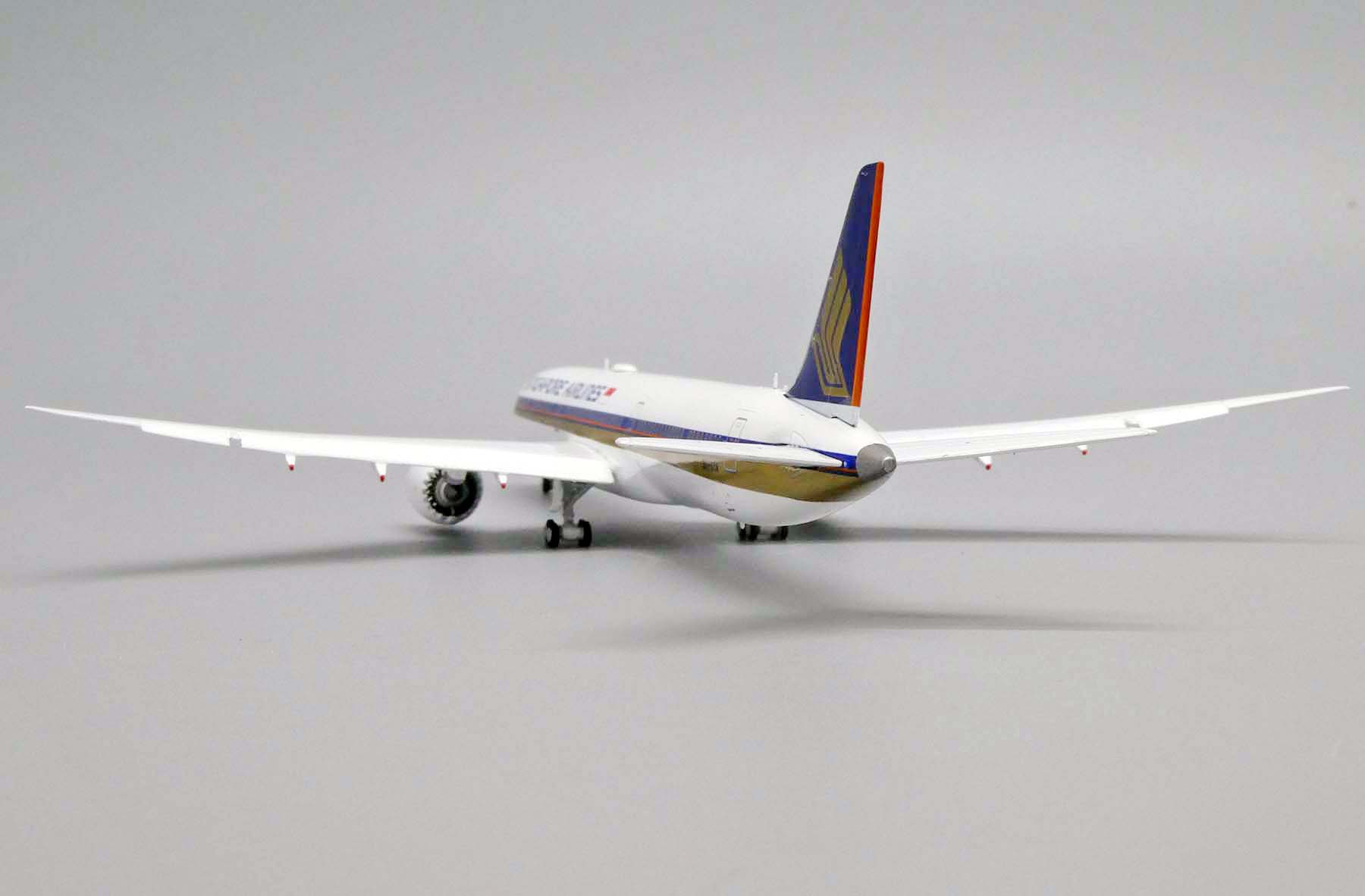 ScaleModelStore.com :: JC Wings 1:400 - EW478X004A - Singapore