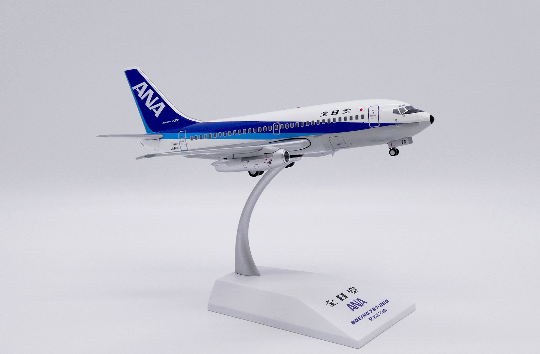 ScaleModelStore.com :: JC Wings 1:200 - EW2732002 - ANA All Nippon