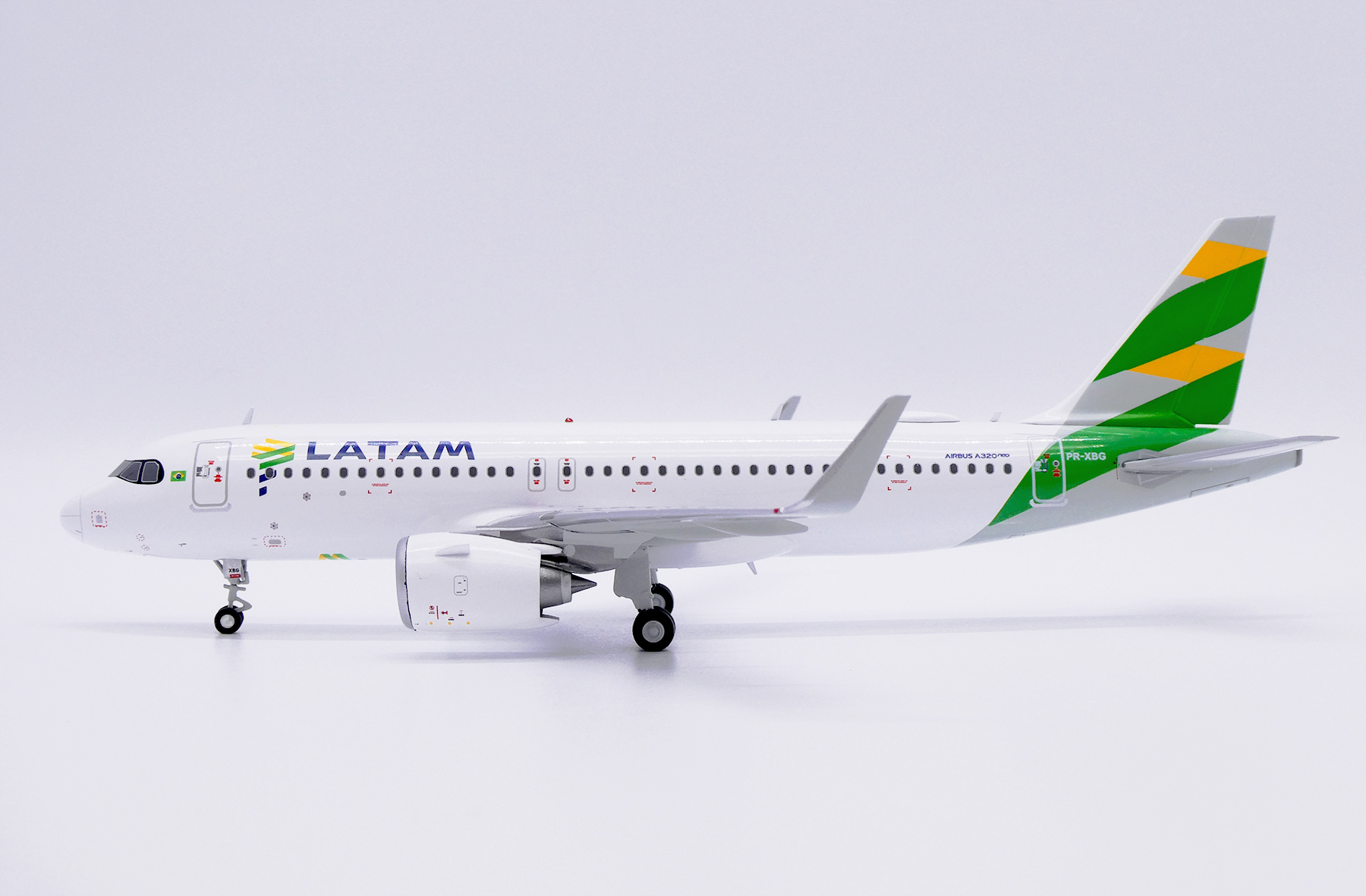 マ*ン様 jCwing 1/200ANA A320neo JA146A ScaleModelStore.com :: JC
