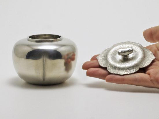 金属工芸品のお手入れ | 清課堂 / 錫・銀・各種金属工芸