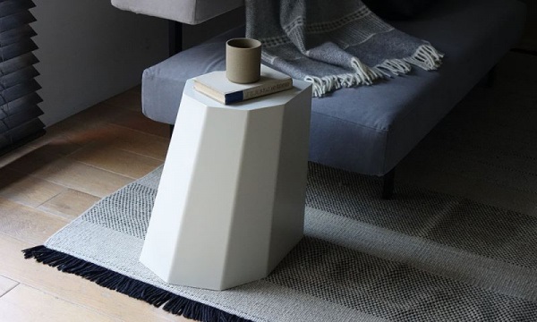 アーノルドサーカス スツール / ホワイトアイボリーMartino Gamper