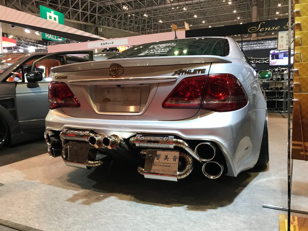 ワンオフ12本出しマフラーのクラウンをドリフト仕様にします！！|SENSE