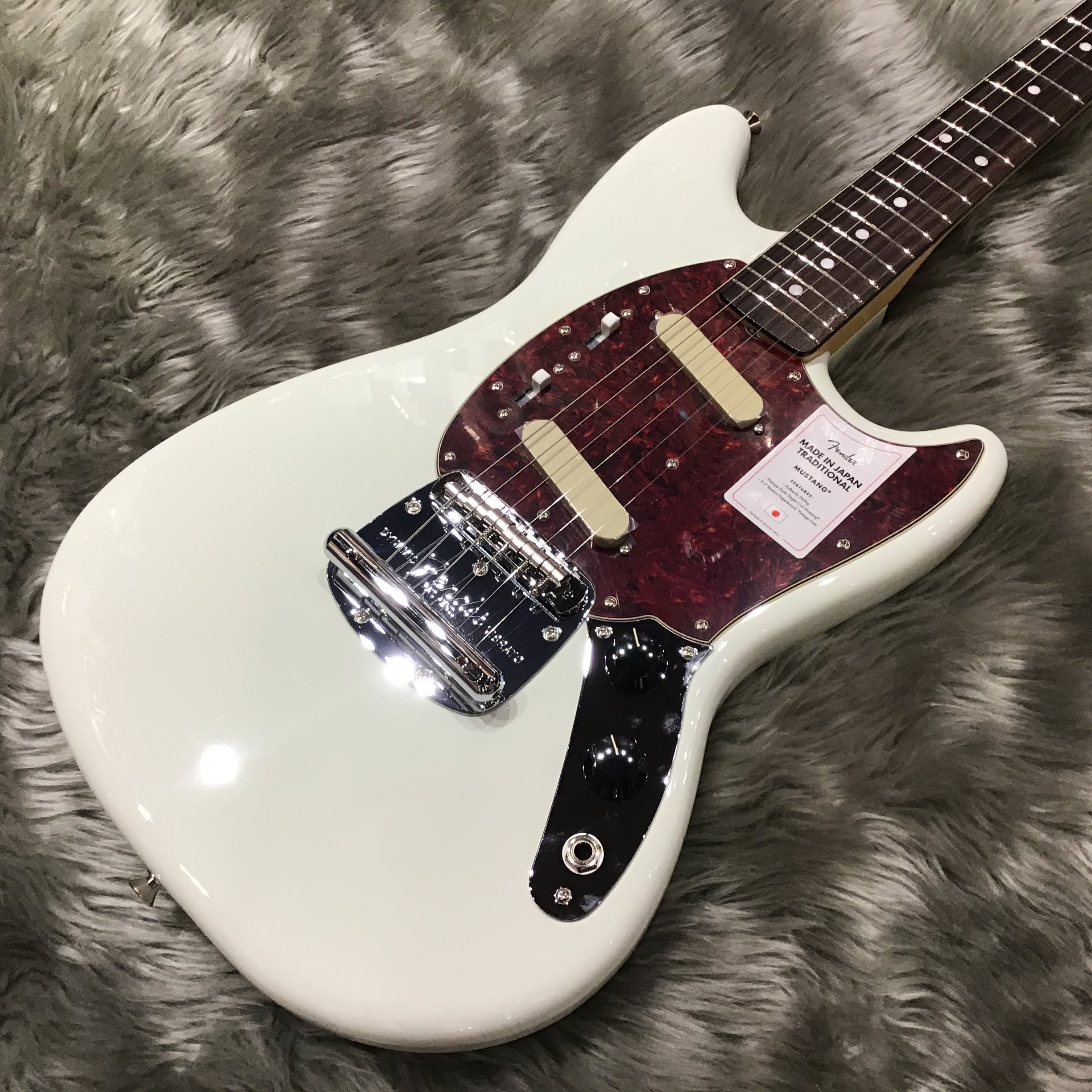 入荷情報】Fender Made in Japan Traditional 60s Mustang Rosewood
