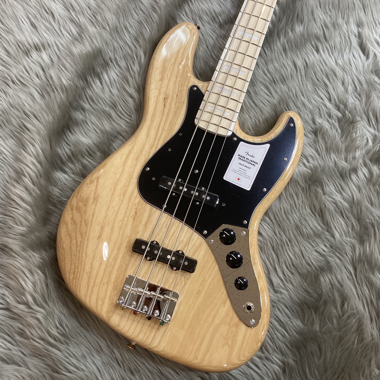 ベース新入荷！Fender TRADII 70S JB/M NAT｜島村楽器 洛北阪急スクエア店