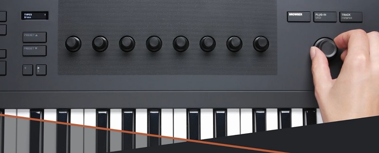 定番MIDIキーボード！Native Instruments『KOMPLETE KONTROL A49 』が