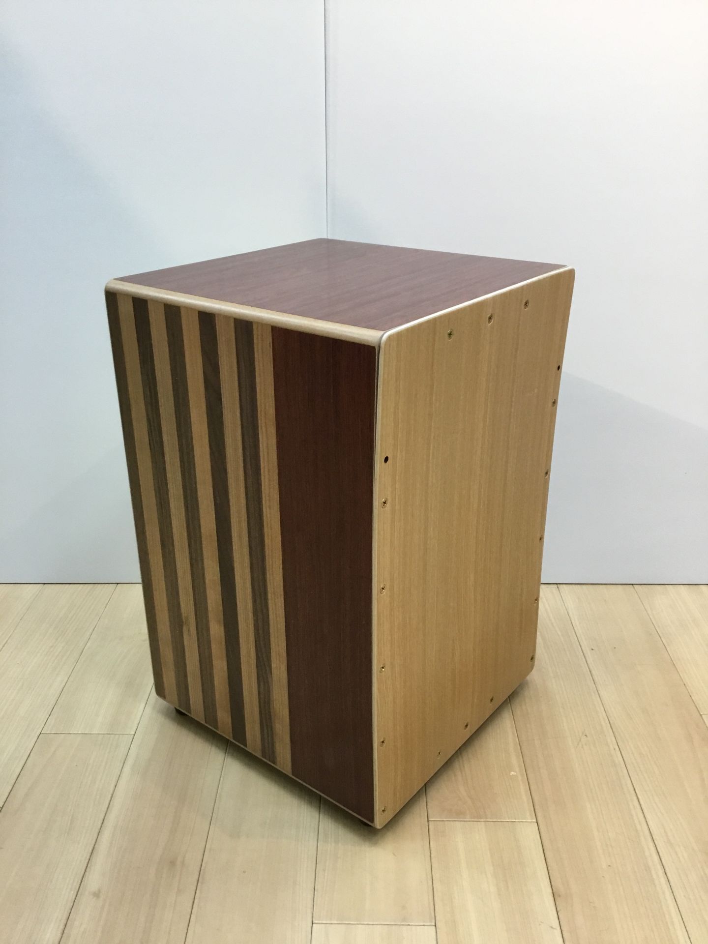 北海道産カホン「Decora43（デコラ43）」島村楽器限定モデルデビュー