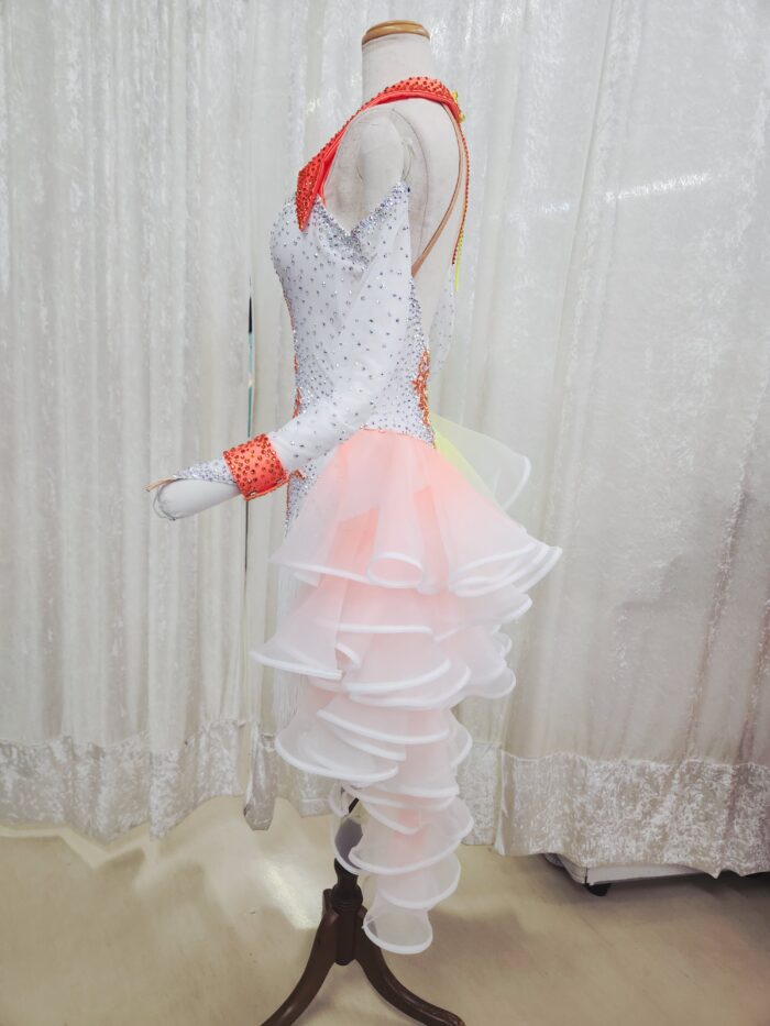 試着・レンタル・購入】社交ダンスドレス ホワイト Mサイズラテン